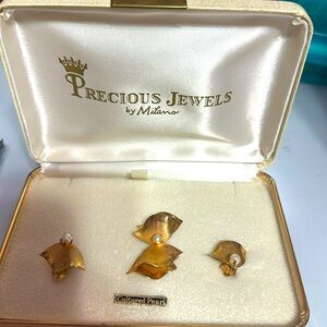 Vintage gold plated, real cultured pearl clip earrings, and brooch set.